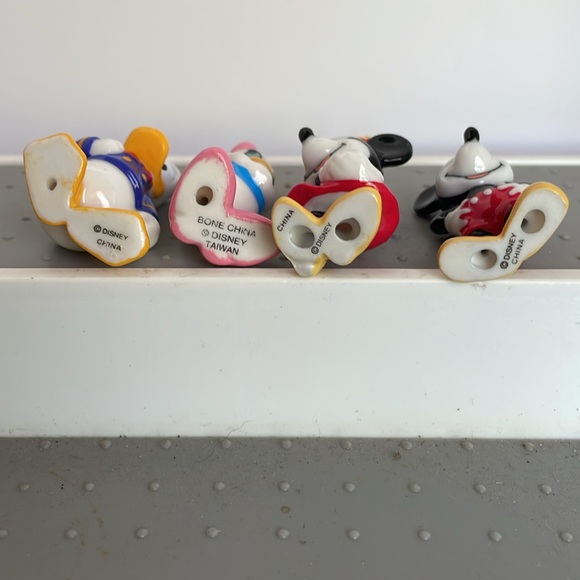 Mickey Mouse and Friends Collection. - Picture 8 of 8